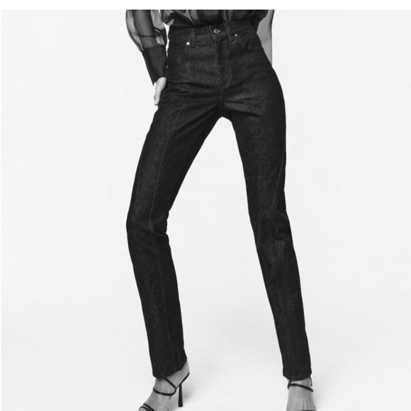 NWT Zara The Panelled Slim High Rise Black Jeans. Size 4 - Picture 1 of 13